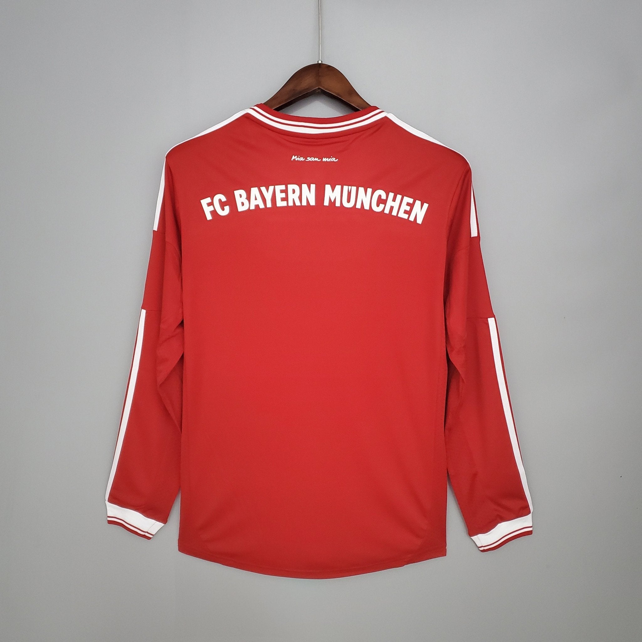 BAYERN DE MUNICH I 2013 HOMBRE (RETRO) MANGA LARGA - Bota de Oro Tienda