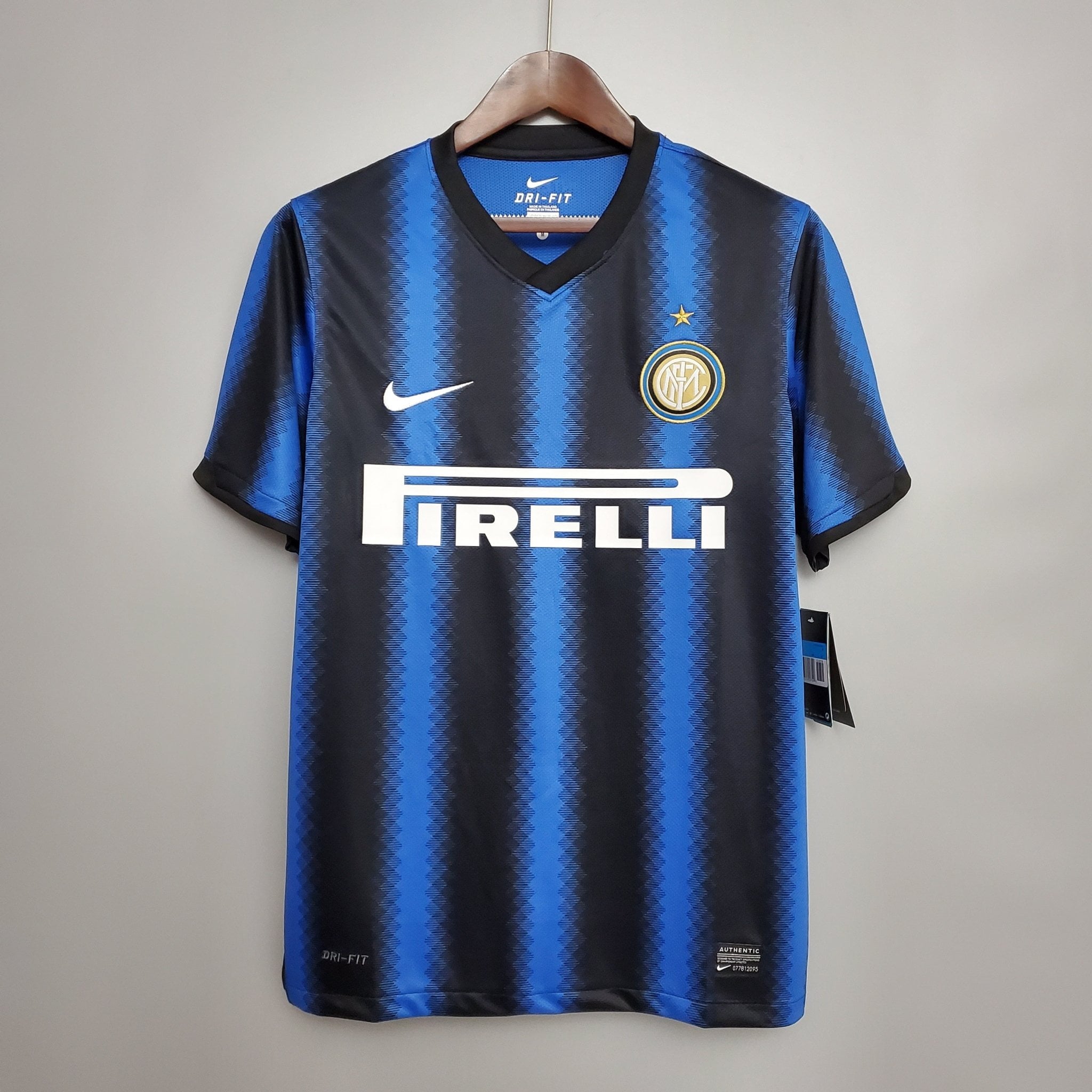 INTER DE MILAN II 10/11 HOMBRE (RETRO) - Bota de Oro Tienda
