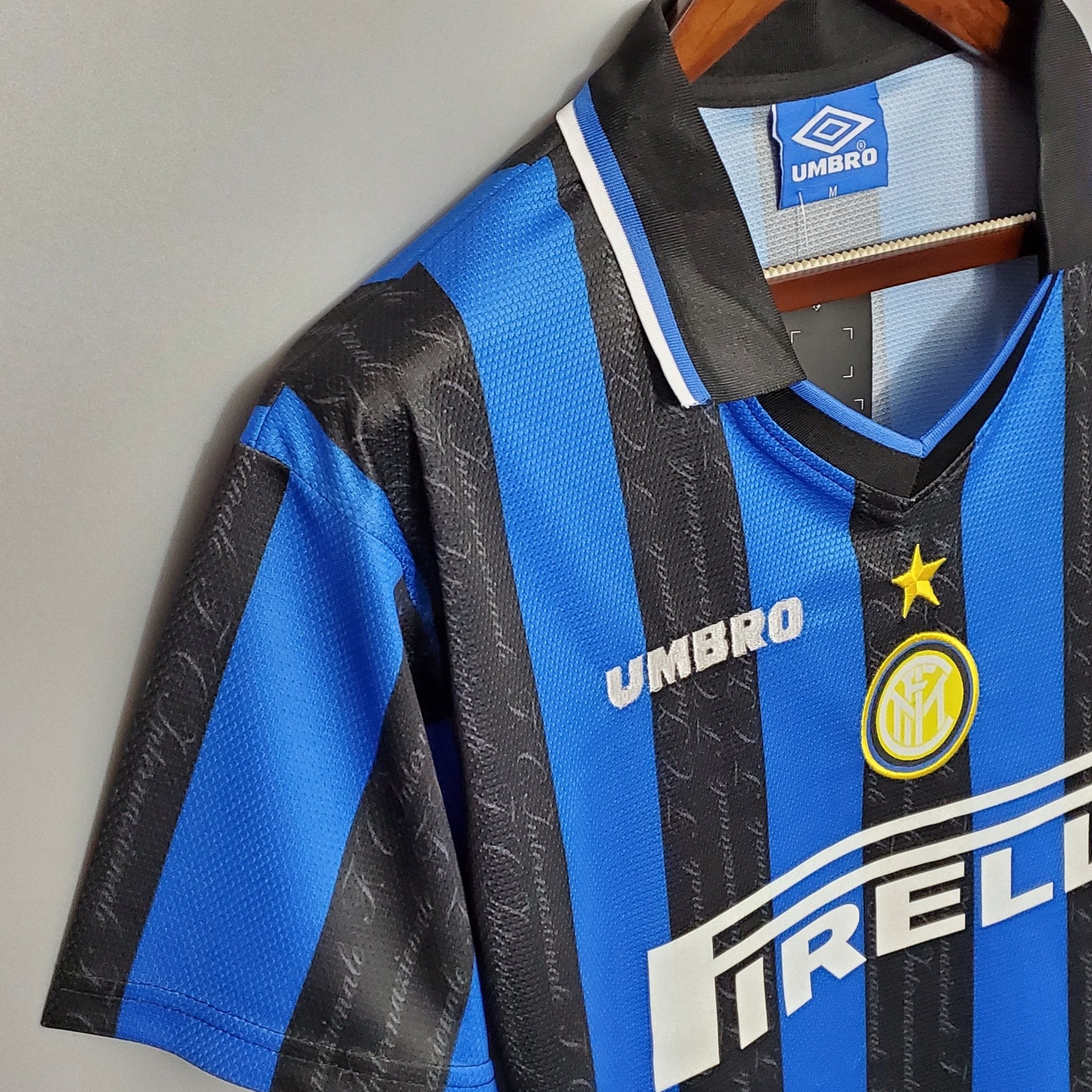 INTER DE MILAN VI 97/98 HOMBRE (RETRO) - Bota de Oro Tienda