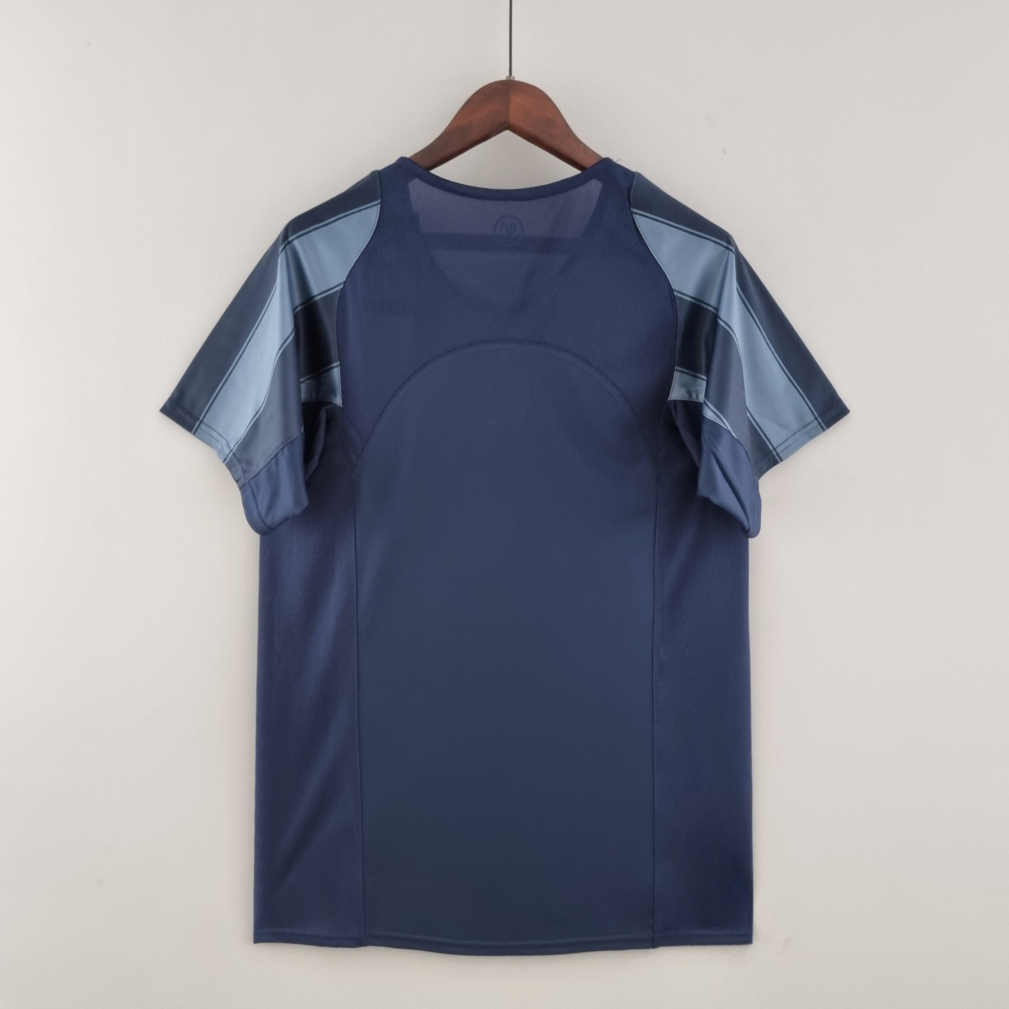 INTER DE MILAN XV 04/05 HOMBRE (RETRO) - Bota de Oro Tienda