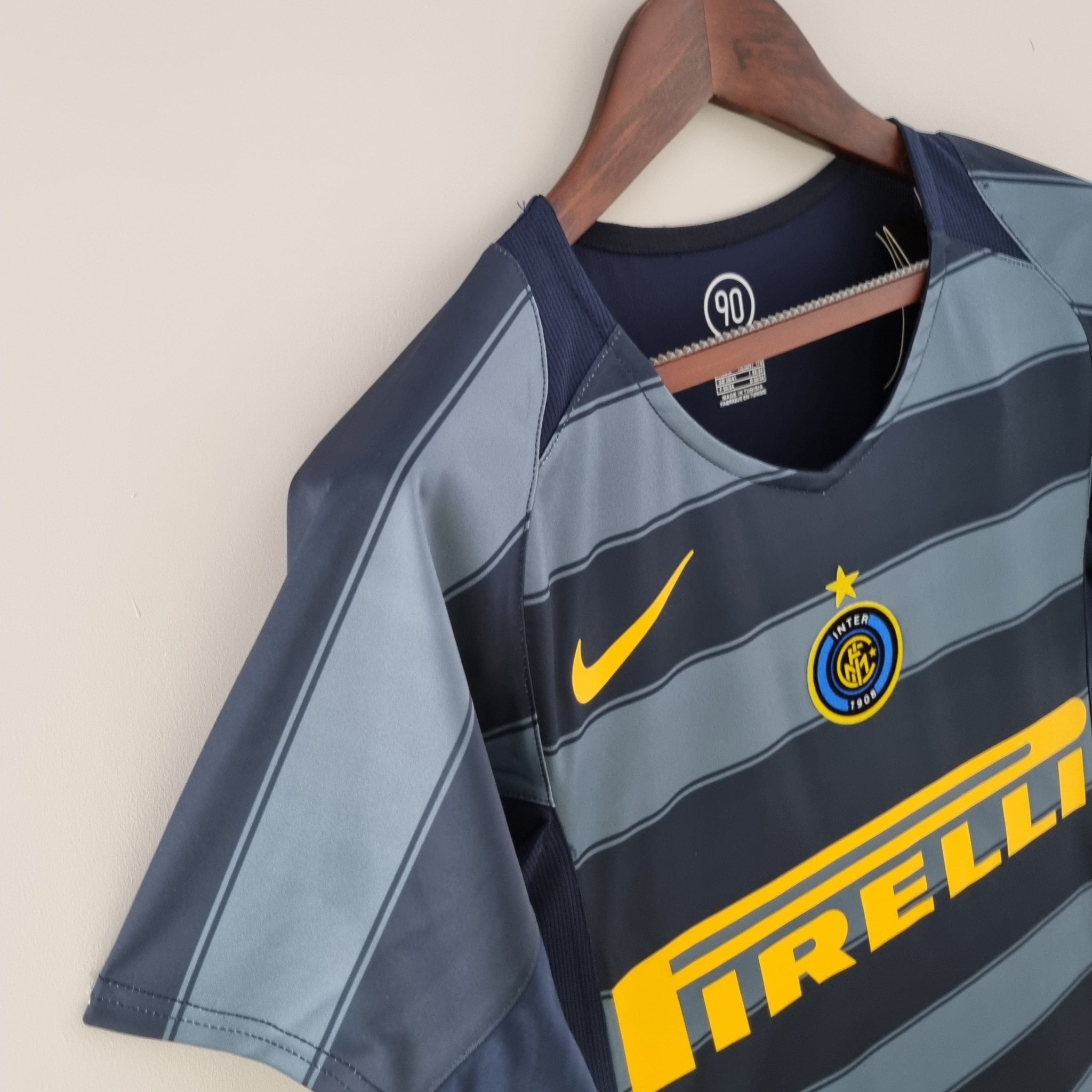 INTER DE MILAN XV 04/05 HOMBRE (RETRO) - Bota de Oro Tienda