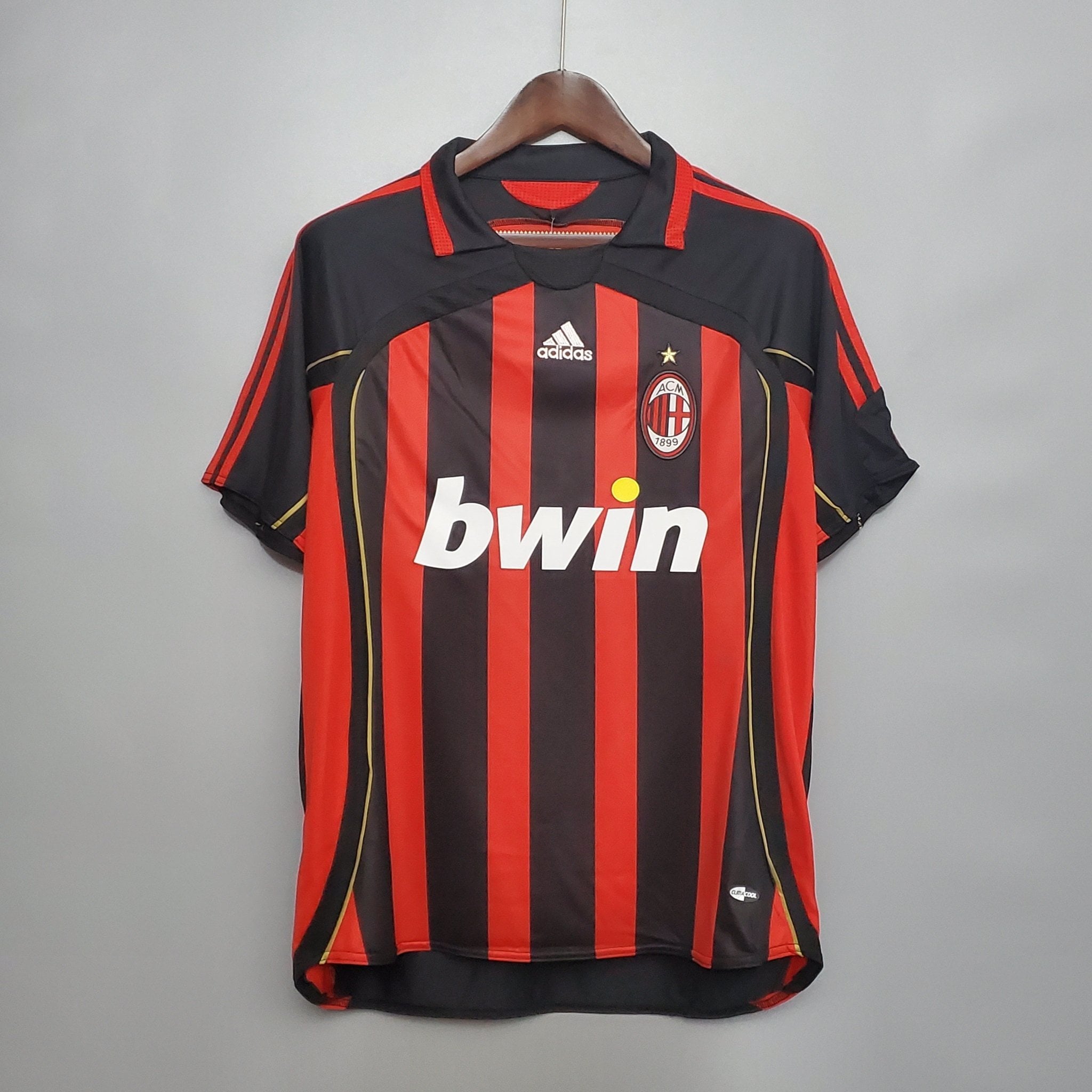 MILAN V 06/07 (RETRO) - Bota de Oro Tienda