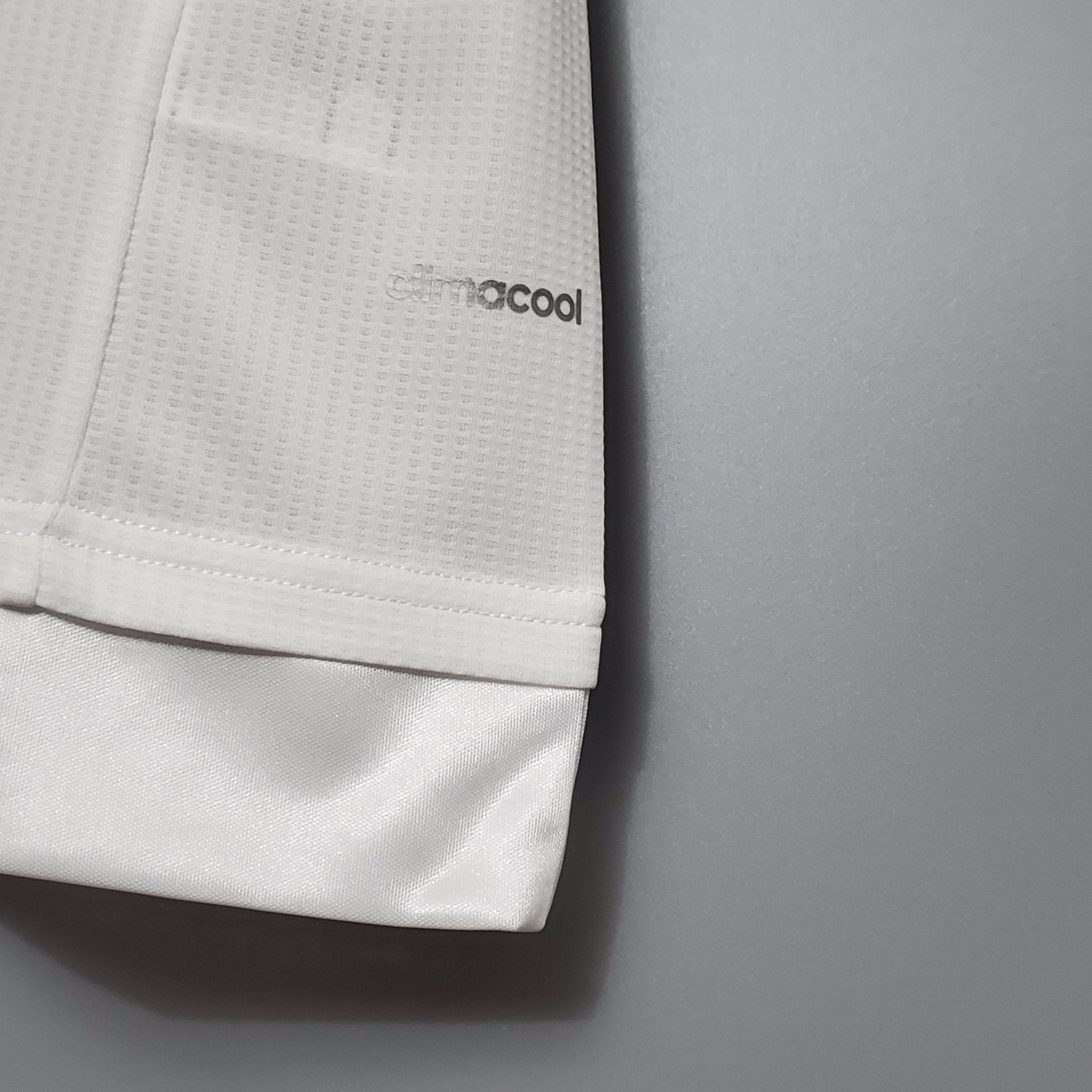 REAL MADRID I 15/16 HOMBRE (RETRO) - Bota de Oro Tienda