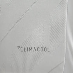 REAL MADRID I 17/18 (RETRO) - Bota de Oro Tienda