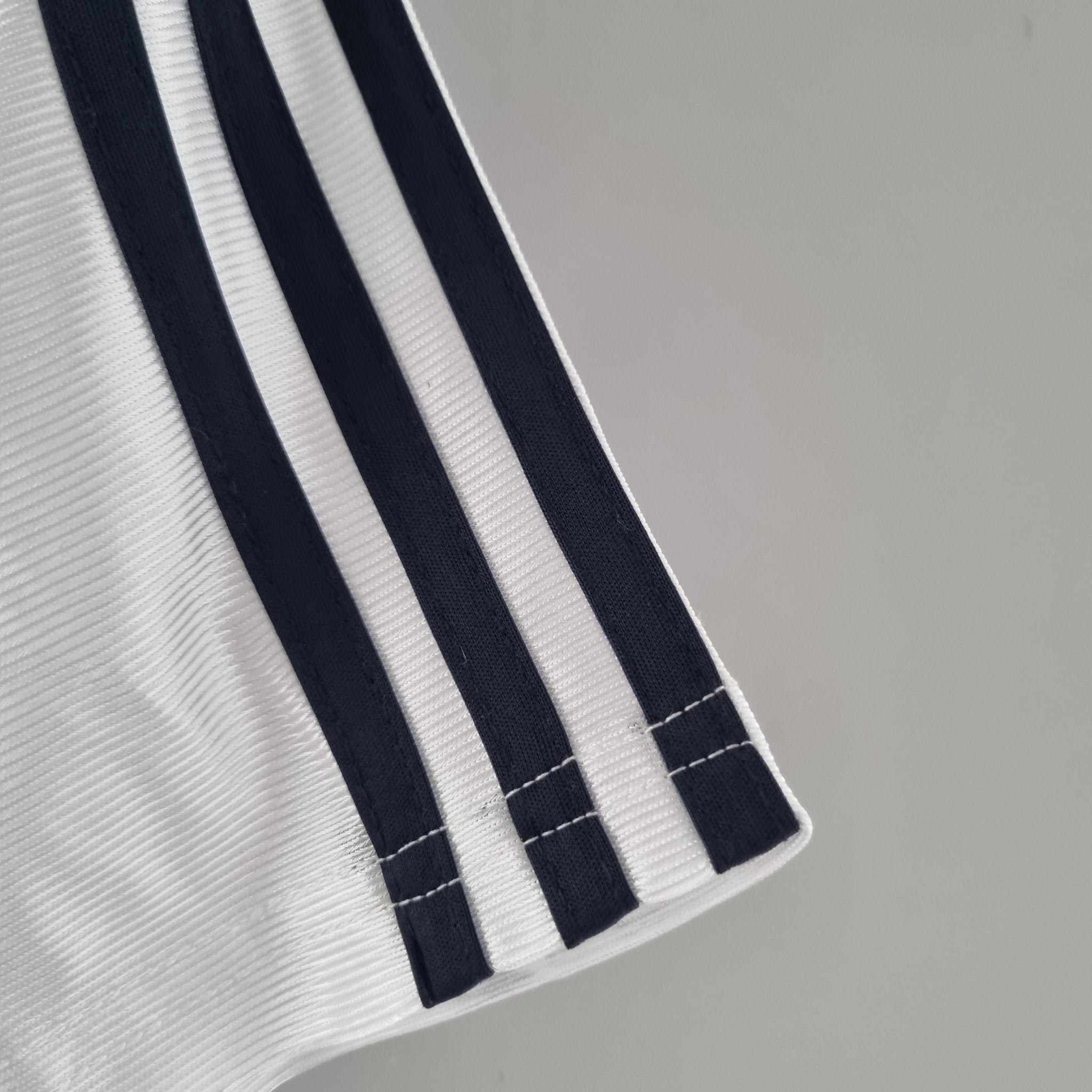 REAL MADRID I 2000 HOMBRE (RETRO) - Bota de Oro Tienda