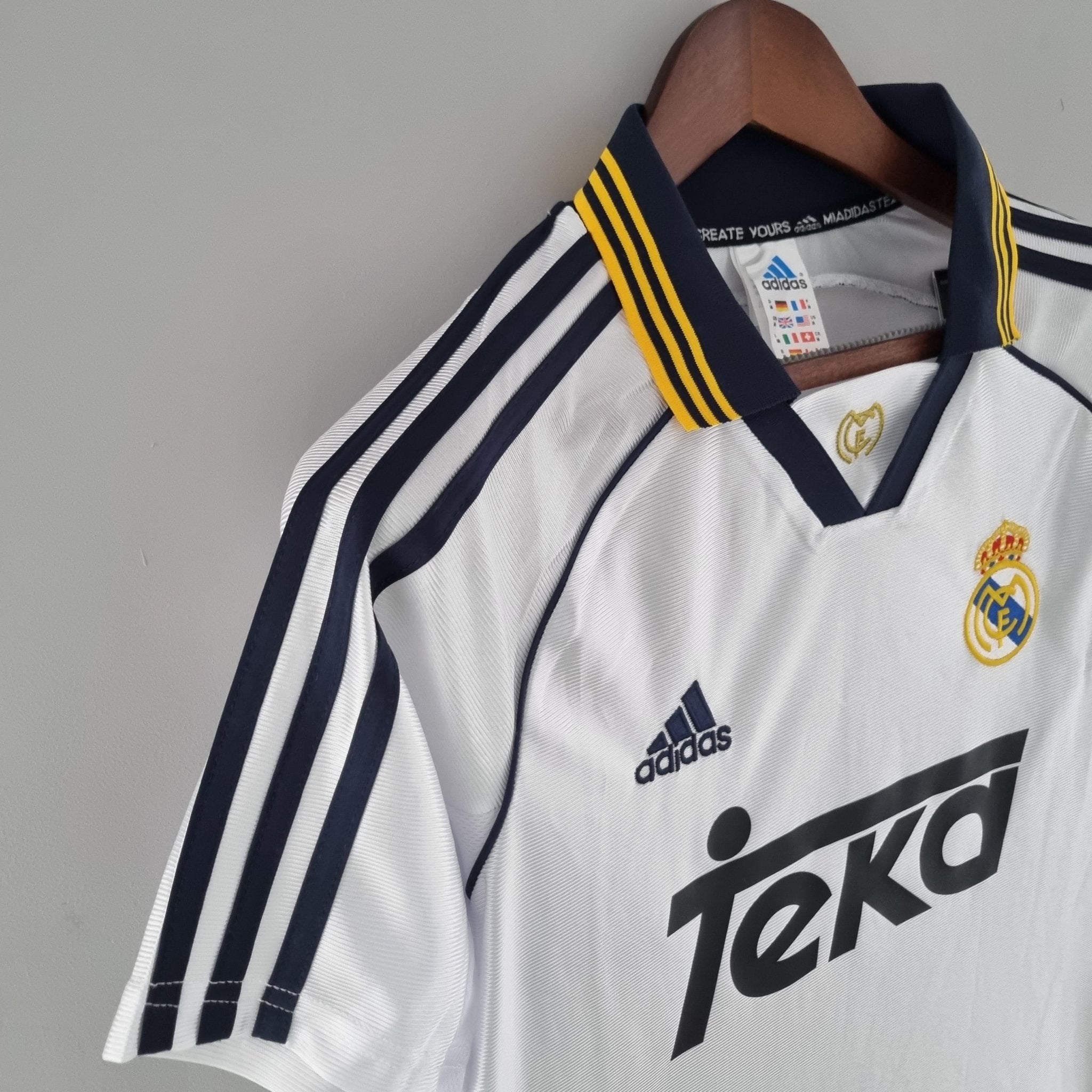 REAL MADRID I 2000 HOMBRE (RETRO) - Bota de Oro Tienda