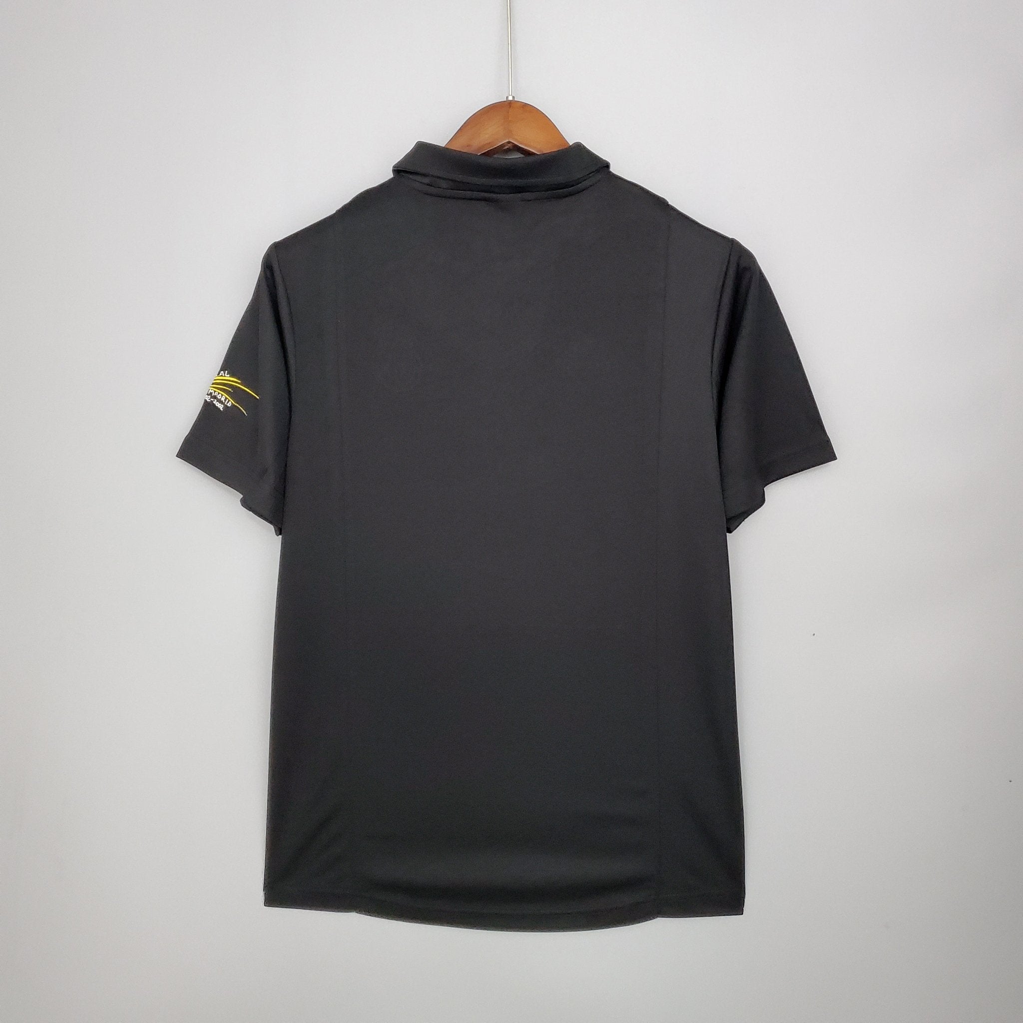 REAL MADRID II 02/03 HOMBRE (RETRO) - Bota de Oro Tienda