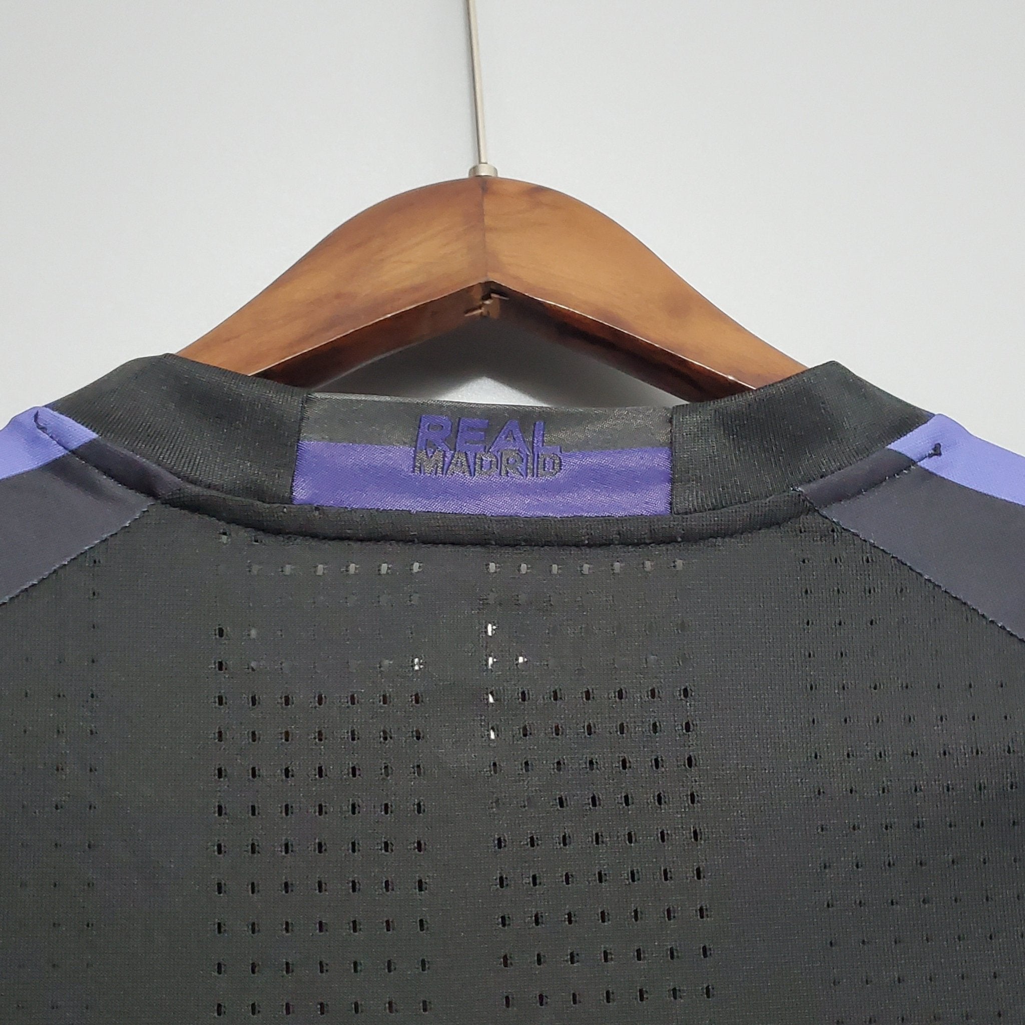 REAL MADRID II 15/16 HOMBRE (RETRO) - Bota de Oro Tienda