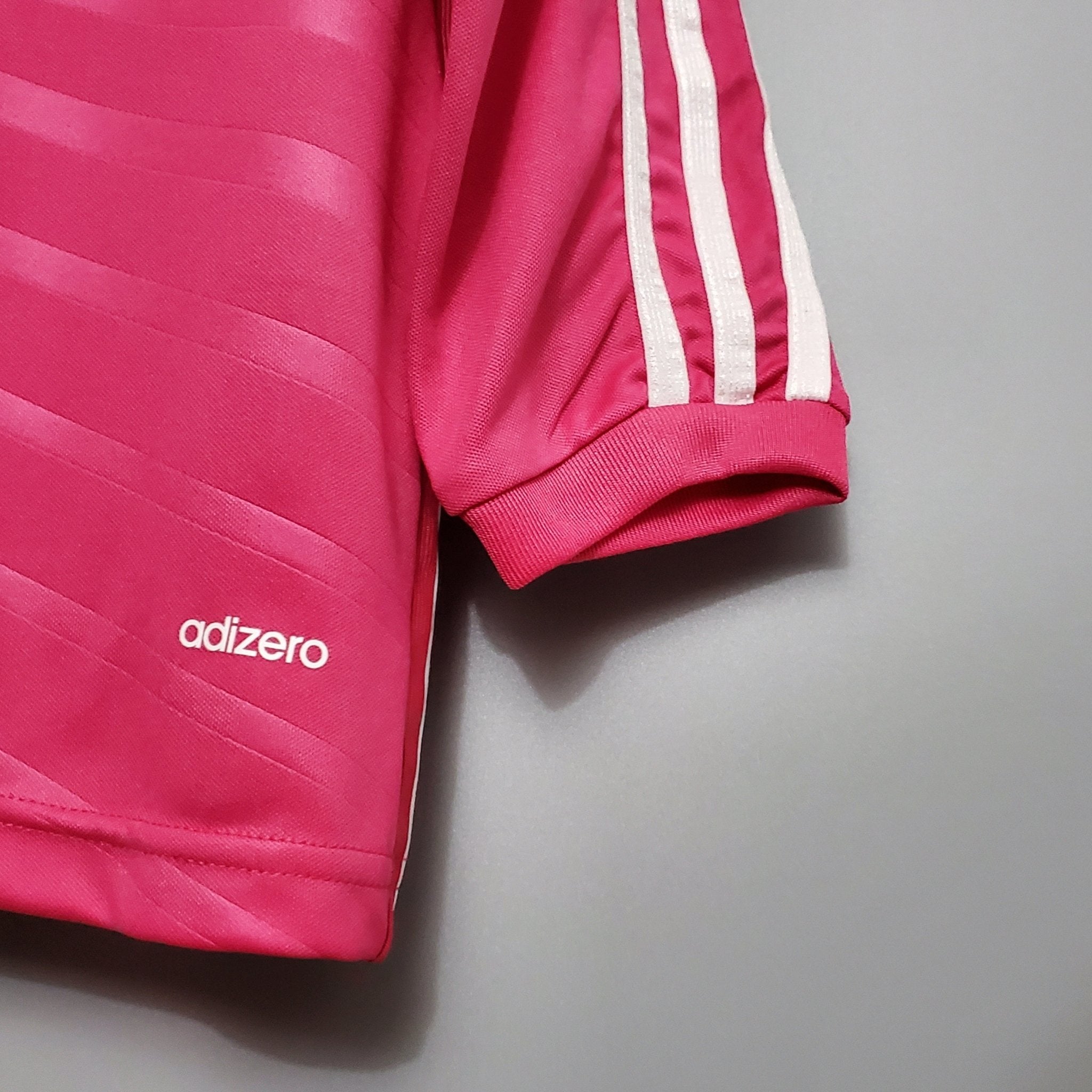 REAL MADRID III 14/15 MANGA LARGA HOMBRE (RETRO) - Bota de Oro Tienda