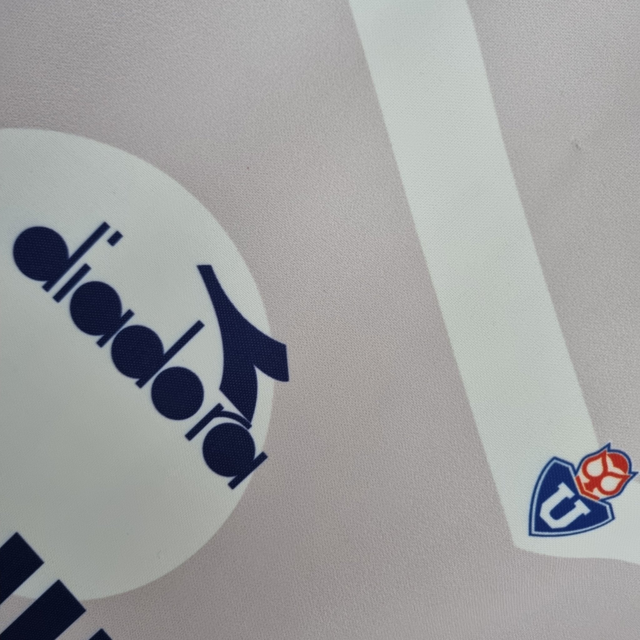 UNIVERSIDAD DE CHILE II 96 HOMBRE (RETRO) - Bota de Oro Tienda