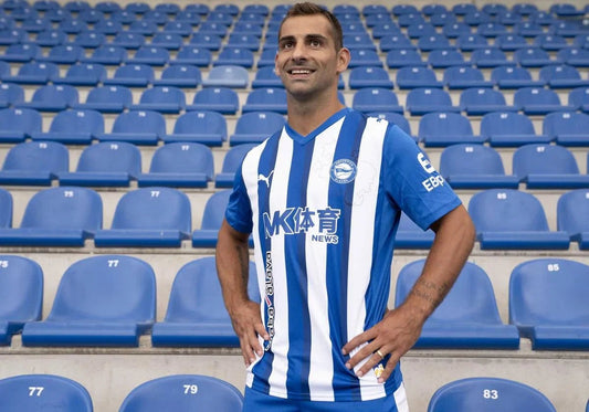 Jonny Otto brilla en el Alavés: “Somos una piña enorme dentro y fuera del campo” - Bota de Oro Tienda