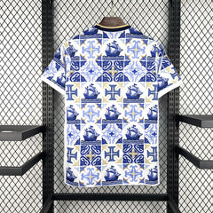 Camiseta especial de Portugal Mundial 2026 con azulejos - vista trasera estampada