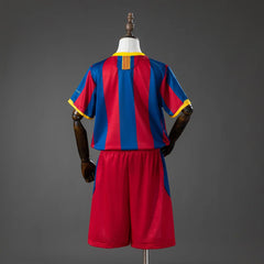 Conjunto retro Barcelona primera equipación 10/11 para niños, espalda lisa - vista trasera