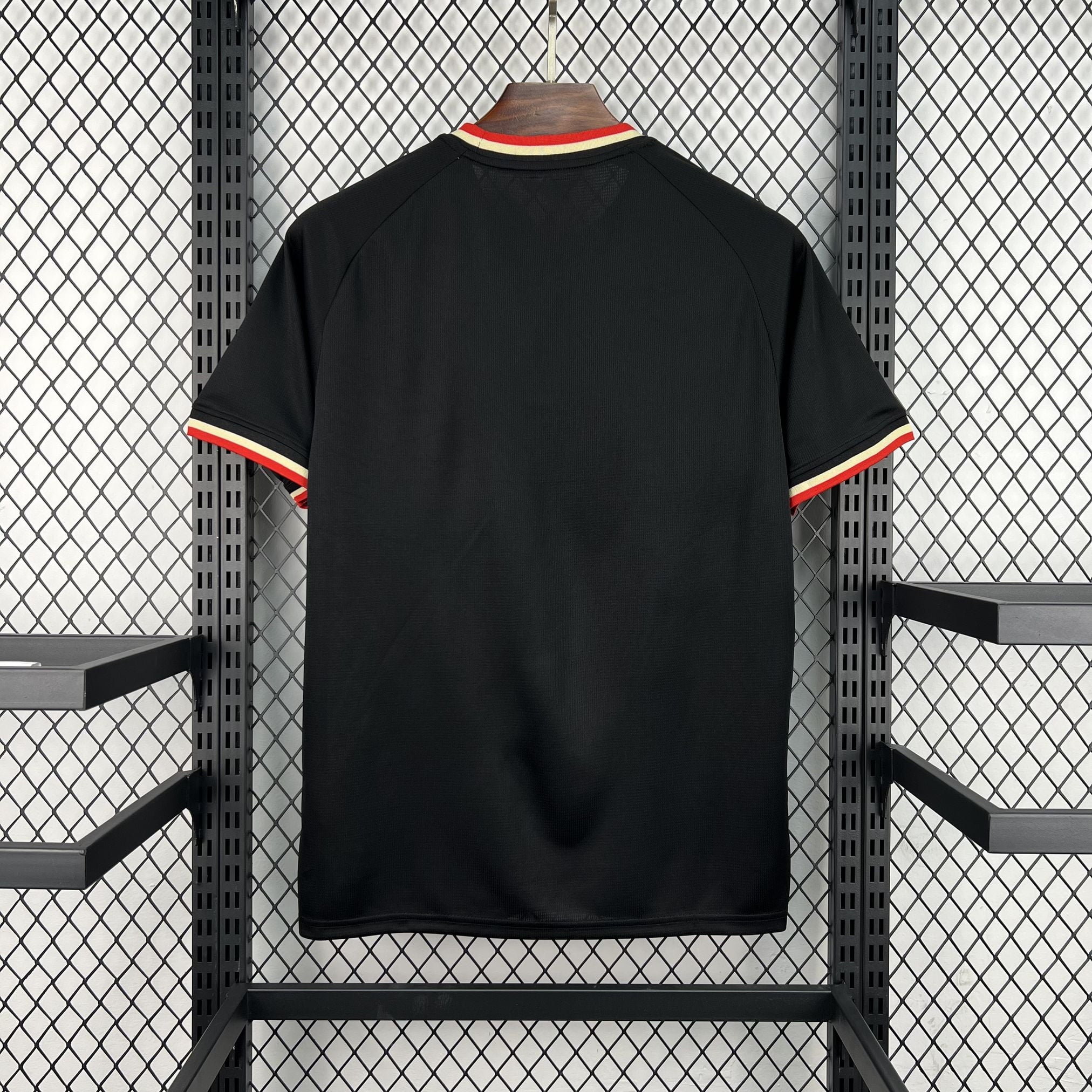 Camiseta especial de Portugal Mundial 2026 en negro - vista trasera lisa