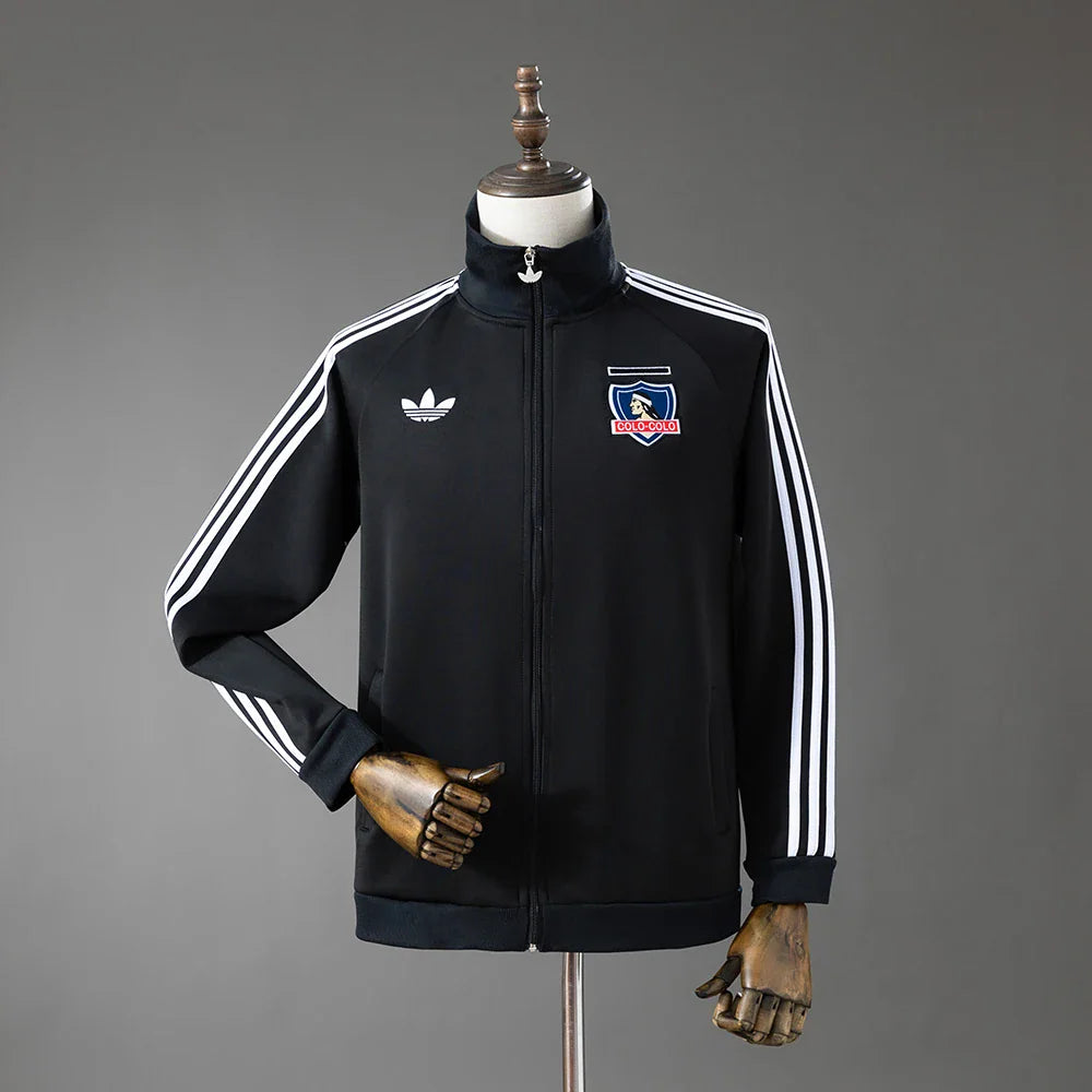 Chaqueta del Colo Colo 26/27 en negro con cremallera completa - vista frontal