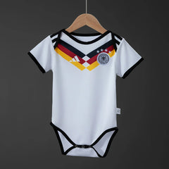 Body de bebé de Alemania 26/27 blanco con galón negro, rojo y dorado - vista frontal