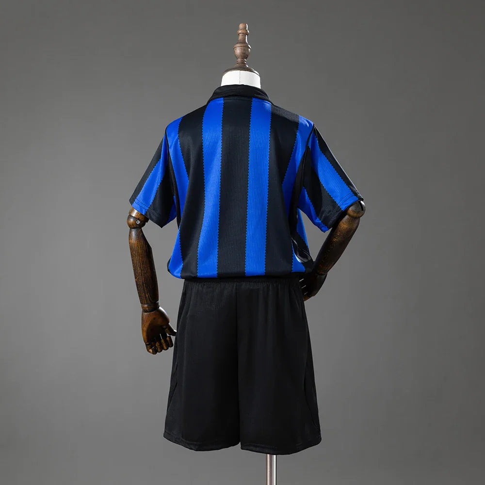 Conjunto Inter Milan primera equipación 26/27 niños, espalda a rayas - vista trasera
