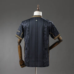 Camiseta de Brasil edición especial 26/27 con la corona dorada en la espalda - vista trasera