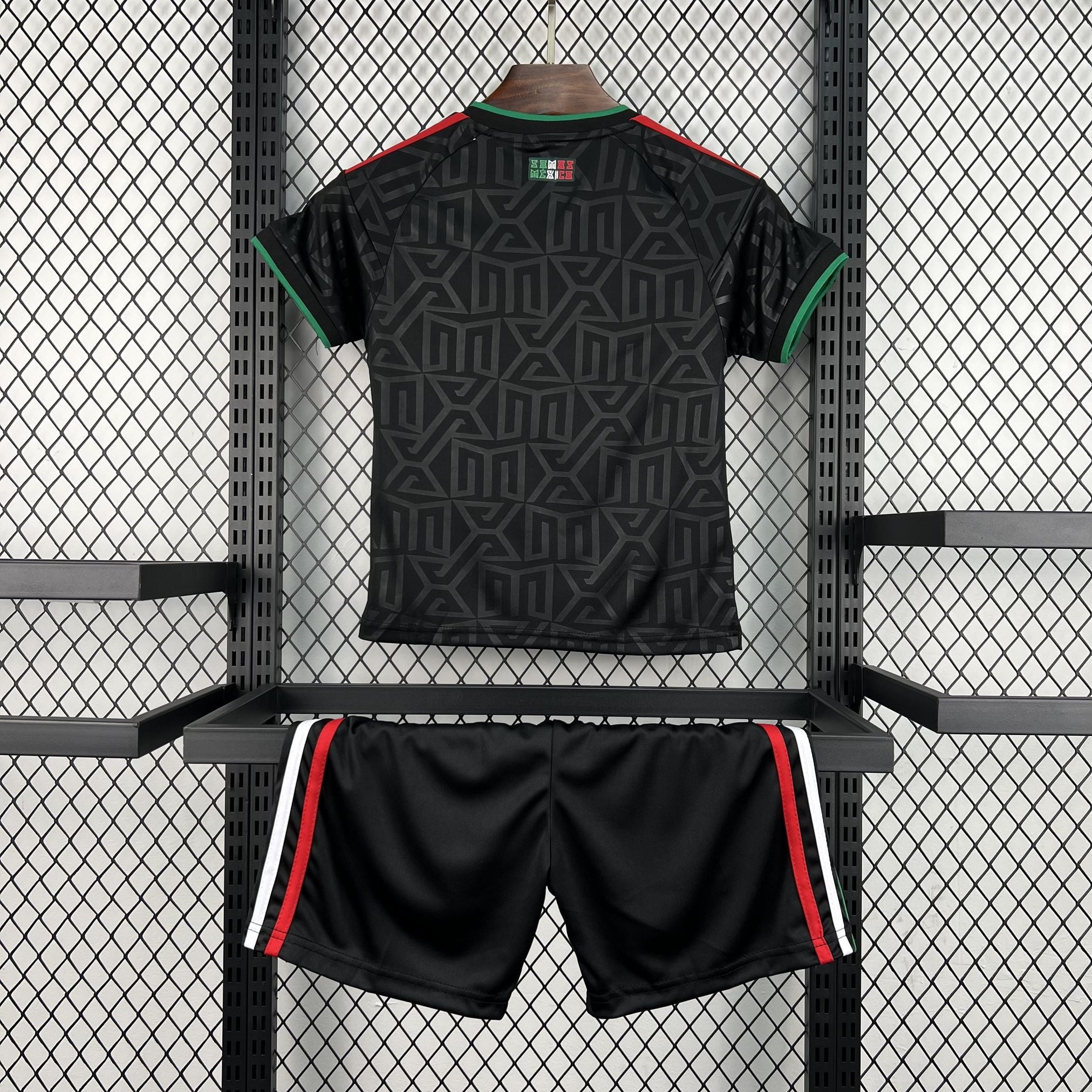 Conjunto infantil de México tercera equipación 2026 - vista trasera