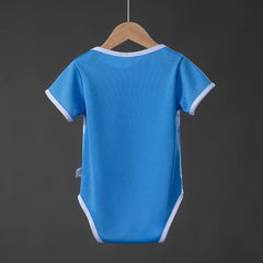 Body de bebé del Manchester City 26/27 con la espalda lisa - vista trasera