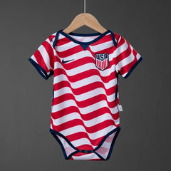 Body de bebé de Estados Unidos primera equipación 26/27 - vista frontal