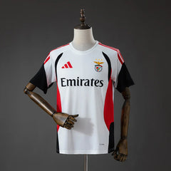 Camiseta de entrenamiento Benfica 26/27 blanca con mangas negras - vista frontal