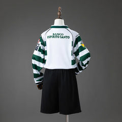 Conjunto infantil de manga larga del Sporting CP primera equipación 01/02 con la espalda libre - vista trasera