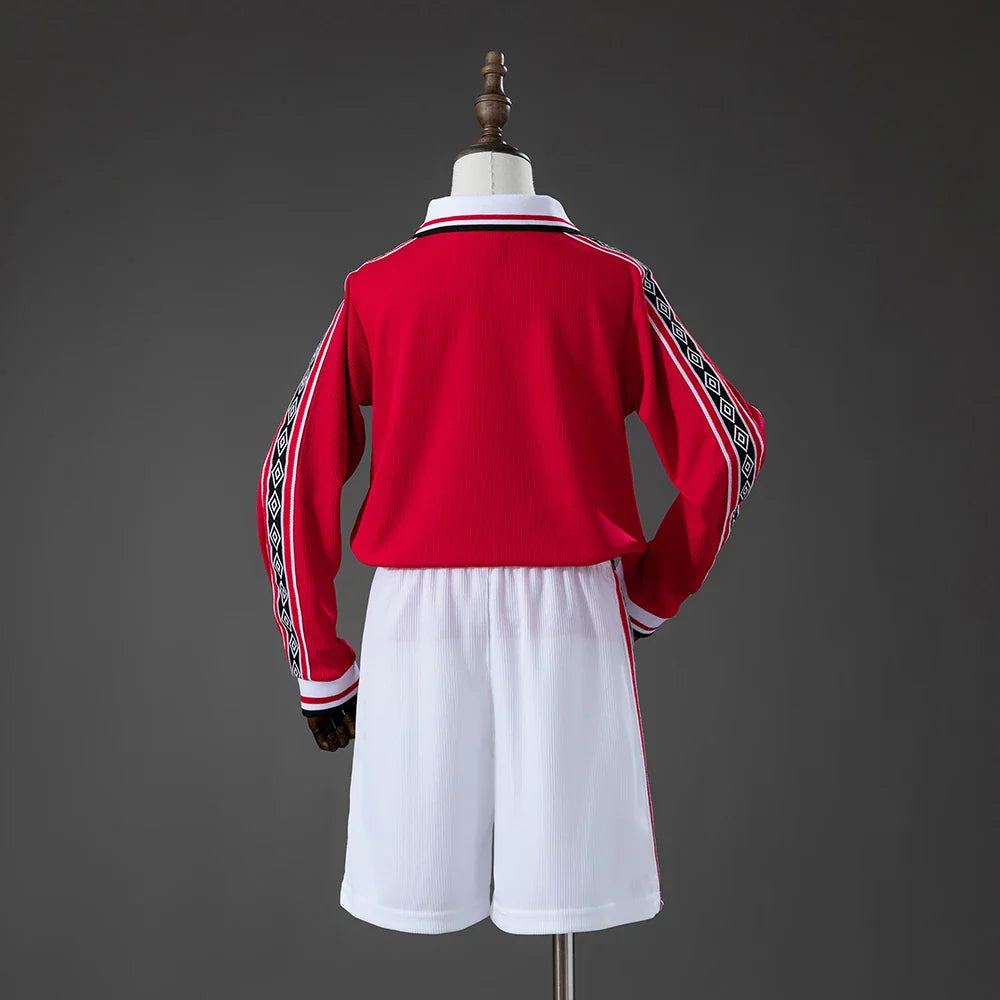 Conjunto retro del Manchester United 98/99 para niños con la espalda lisa - vista trasera