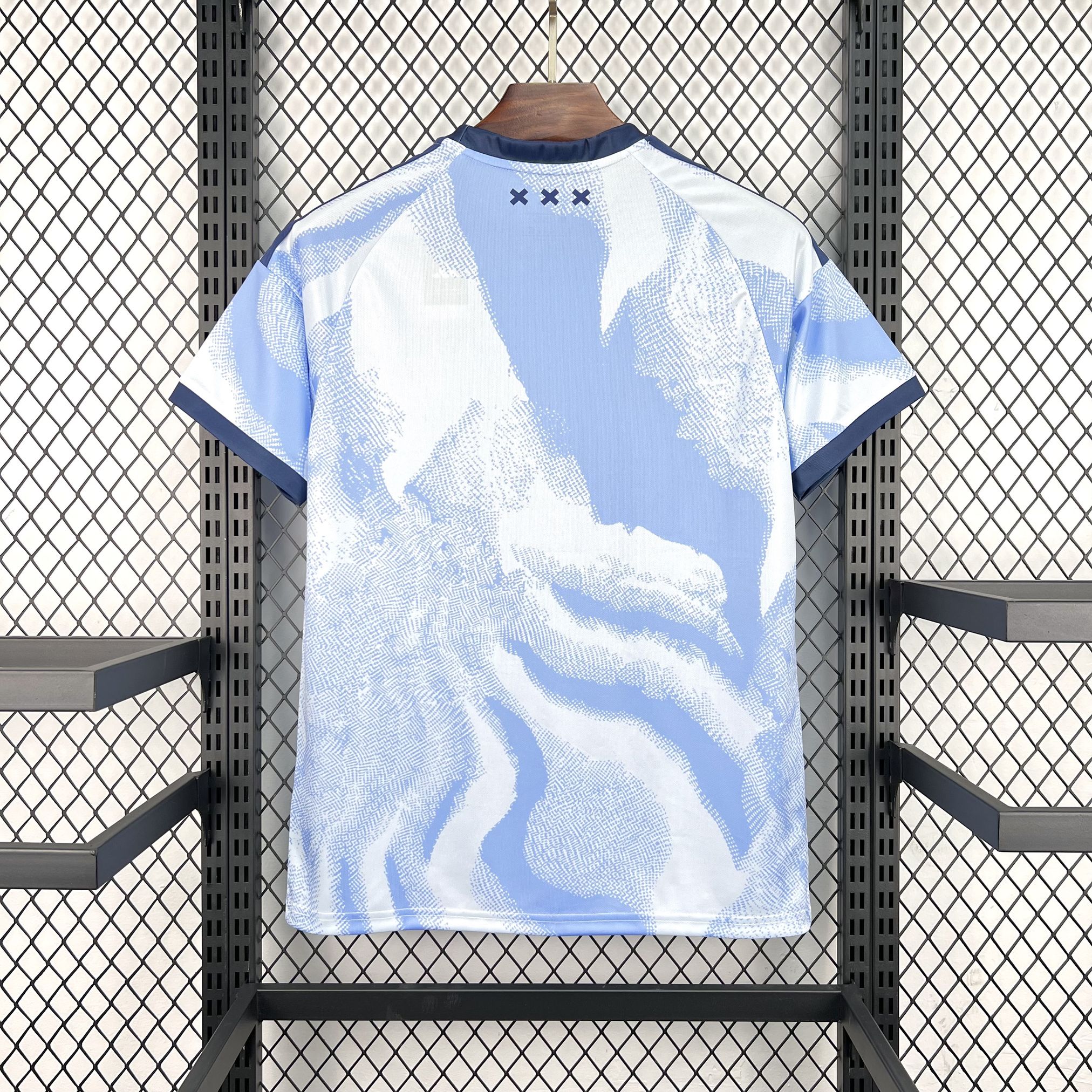 Camiseta del Ajax tercera equipación 26/27 - vista trasera