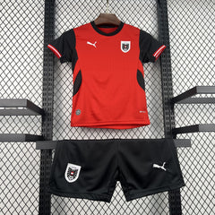 Conjunto infantil de Austria primera equipación 2026 - vista frontal