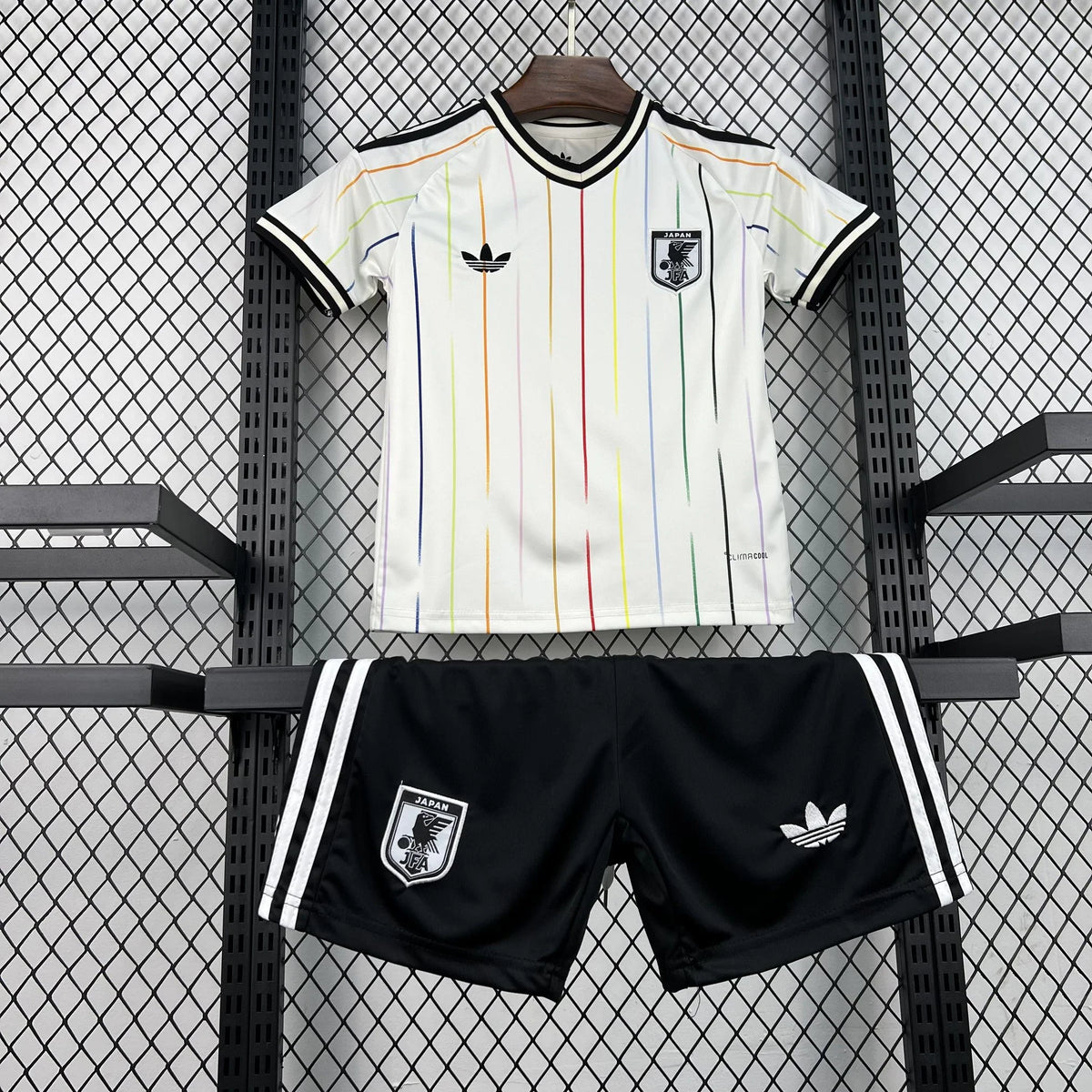 Conjunto infantil de Japón segunda equipación 2026 - vista frontal
