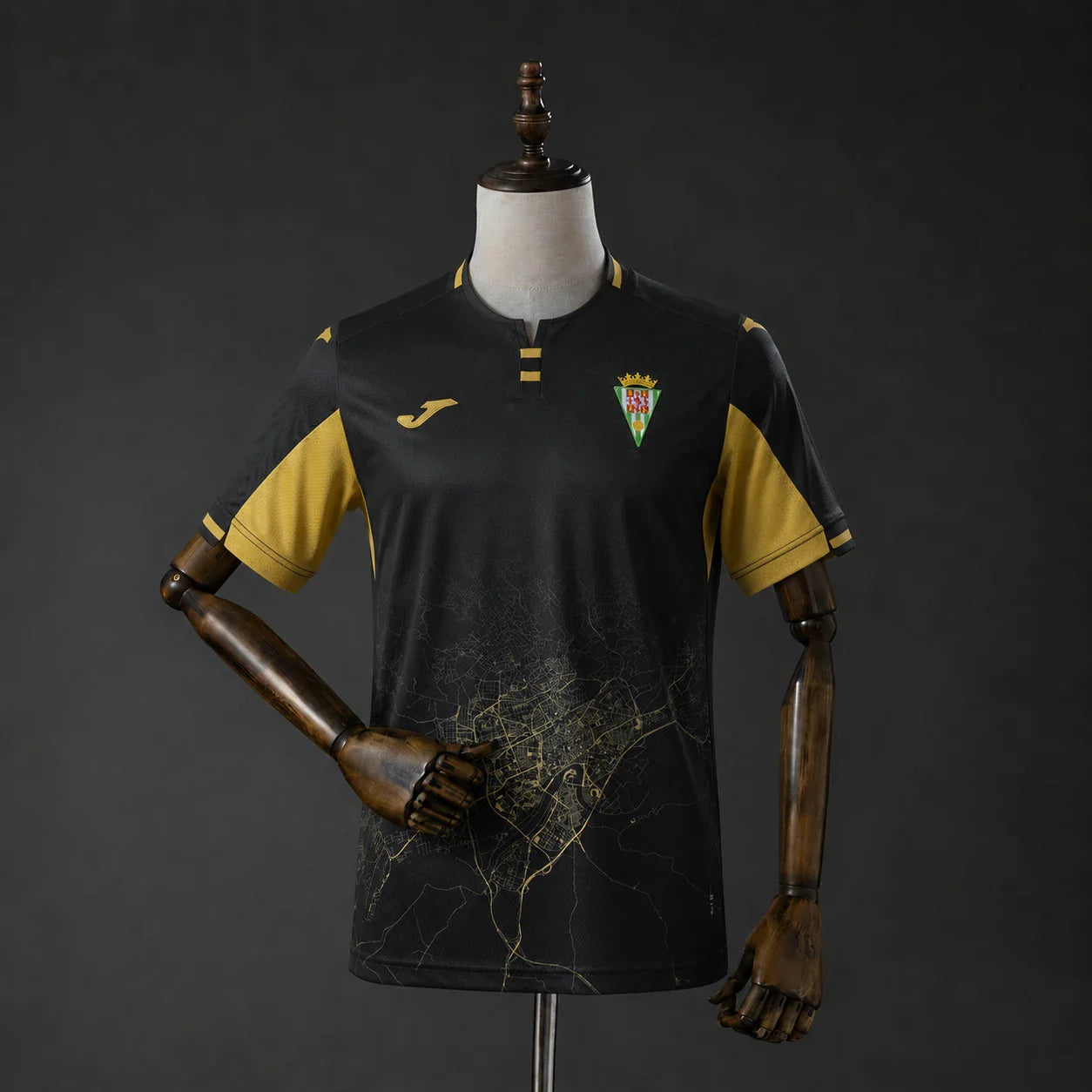 Camiseta Córdoba segunda equipación 26/27 negra y dorada - vista frontal