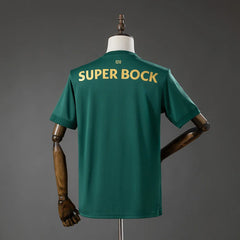 Camiseta Sporting CP 120 aniversario 26/27 verde y dorada - vista trasera