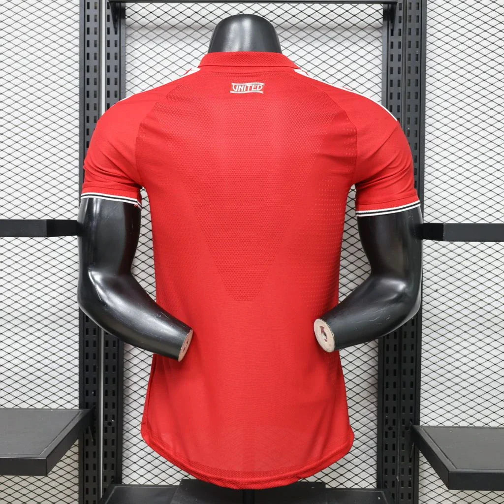 Camiseta del Manchester United 2026/27 versión jugador - vista trasera lisa