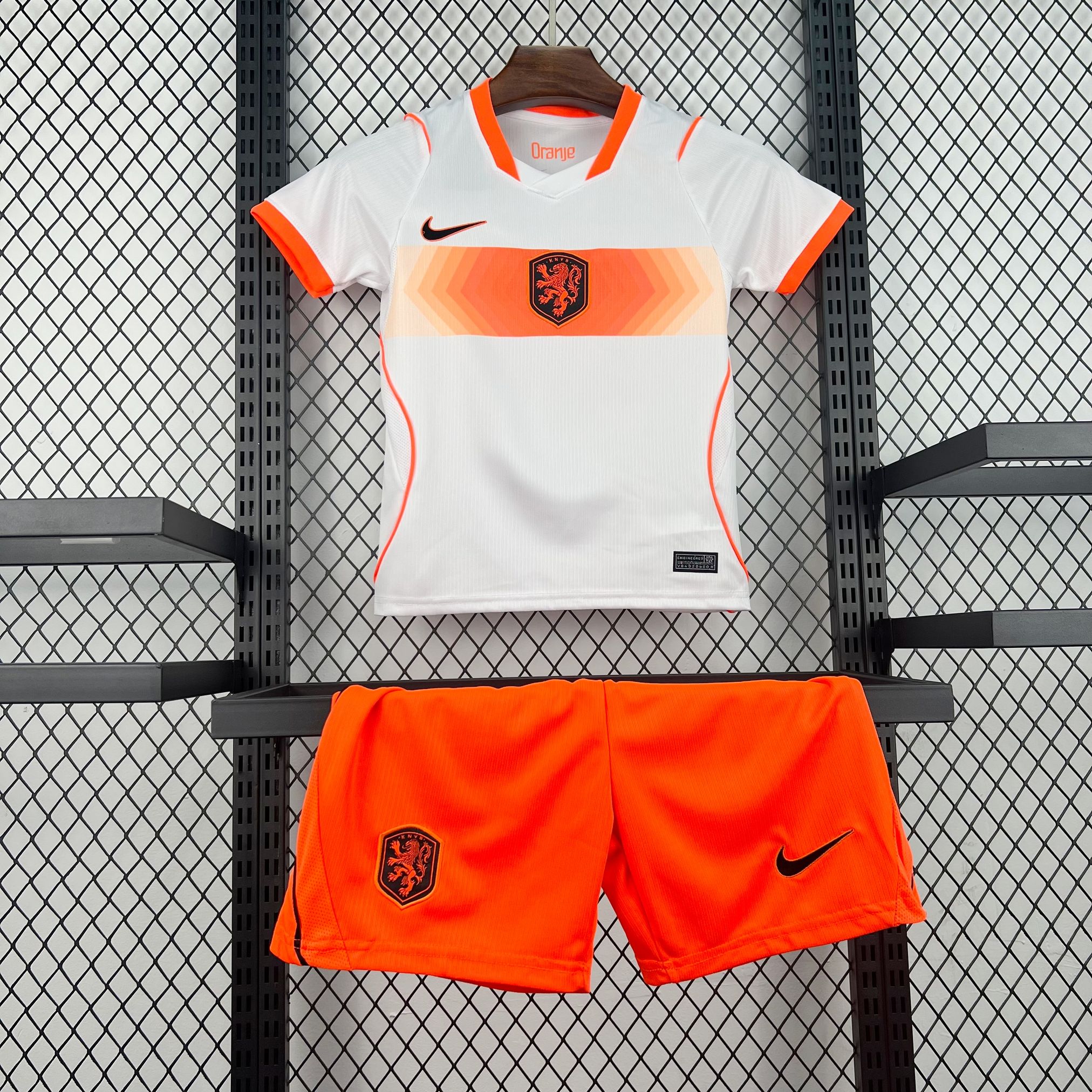 Conjunto infantil de Países Bajos segunda equipación 2026 - vista frontal