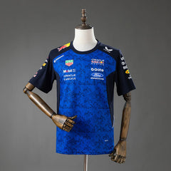 Camiseta de la escudería Red Bull Racing 2026 con estampado pixelado - vista frontal