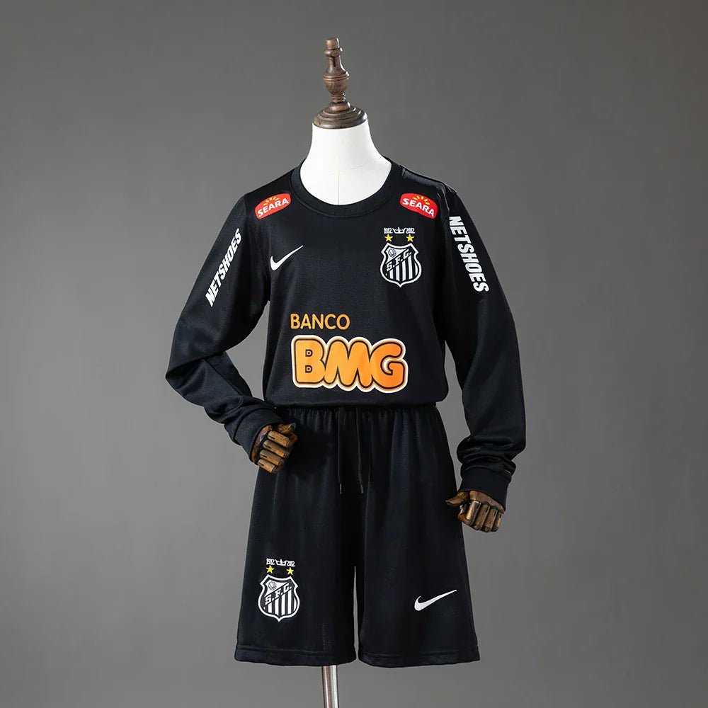 Conjunto infantil de manga larga del Santos segunda equipación 12/13 negro - vista frontal