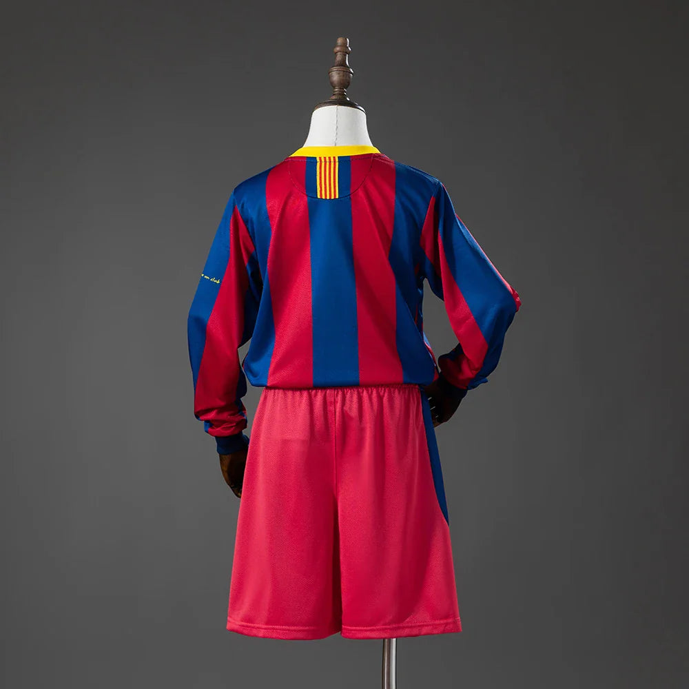 Conjunto retro Barcelona primera equipación 10/11 manga larga para niños, espalda lisa - vista trasera