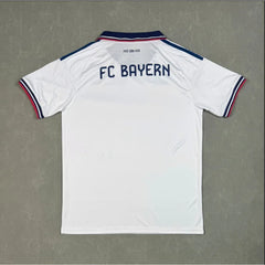 Camiseta blanca del Bayern Múnich segunda equipación 26/27 - vista trasera