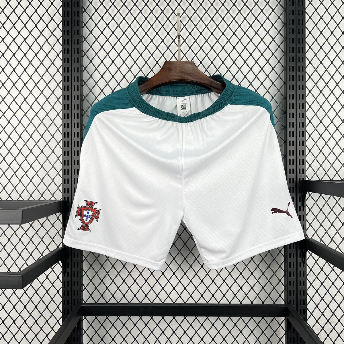 Pantalón corto de Portugal Mundial 2026 en blanco - vista frontal