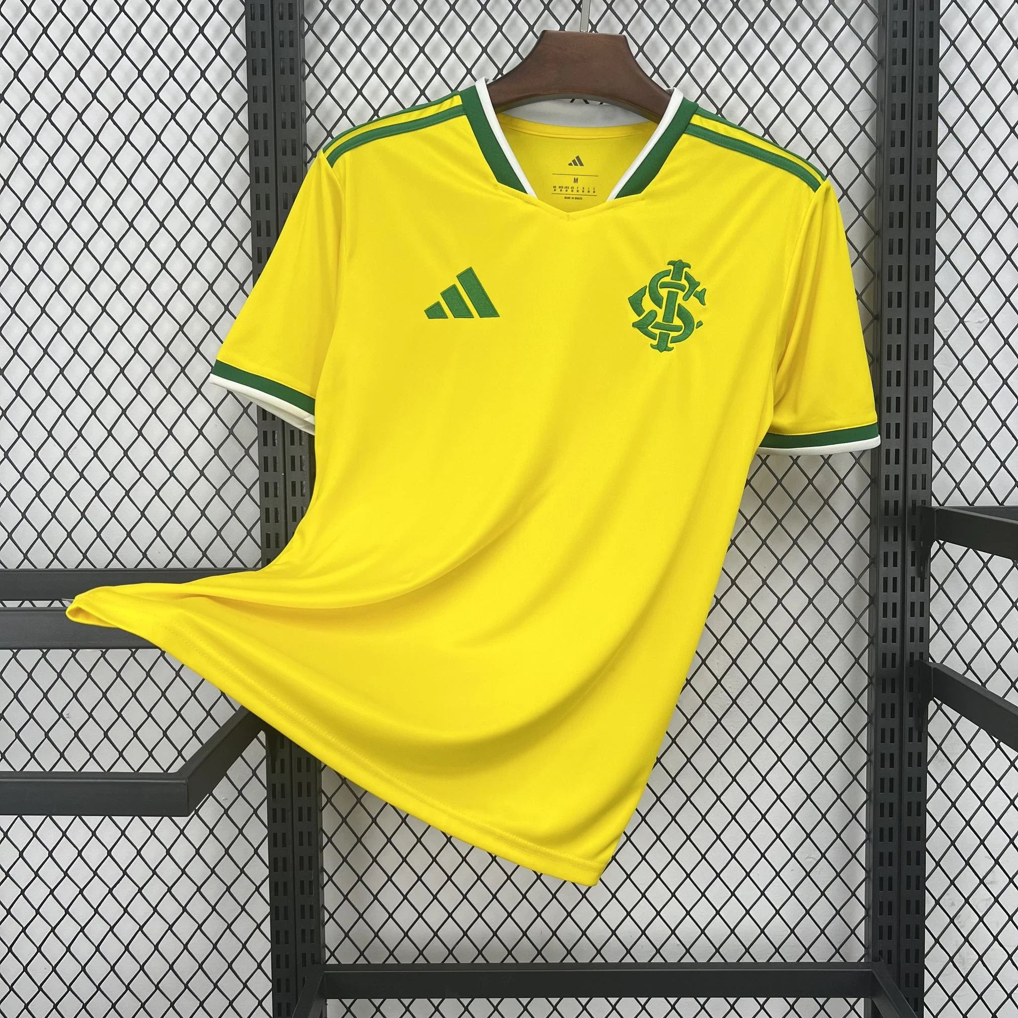 Camiseta Internacional equipación especial 26/27 - vista frontal