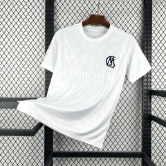 Camiseta Real Madrid 125 aniversario 26/27 blanca - vista frontal