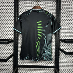 REAL MADRID EDICIÓN ESPECIAL NEGRO Y VERDE  24/25  HOMBRE