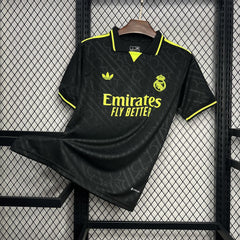 REAL MADRID X BLACK AND NEON UNIQUE  24/25  HOMBRE