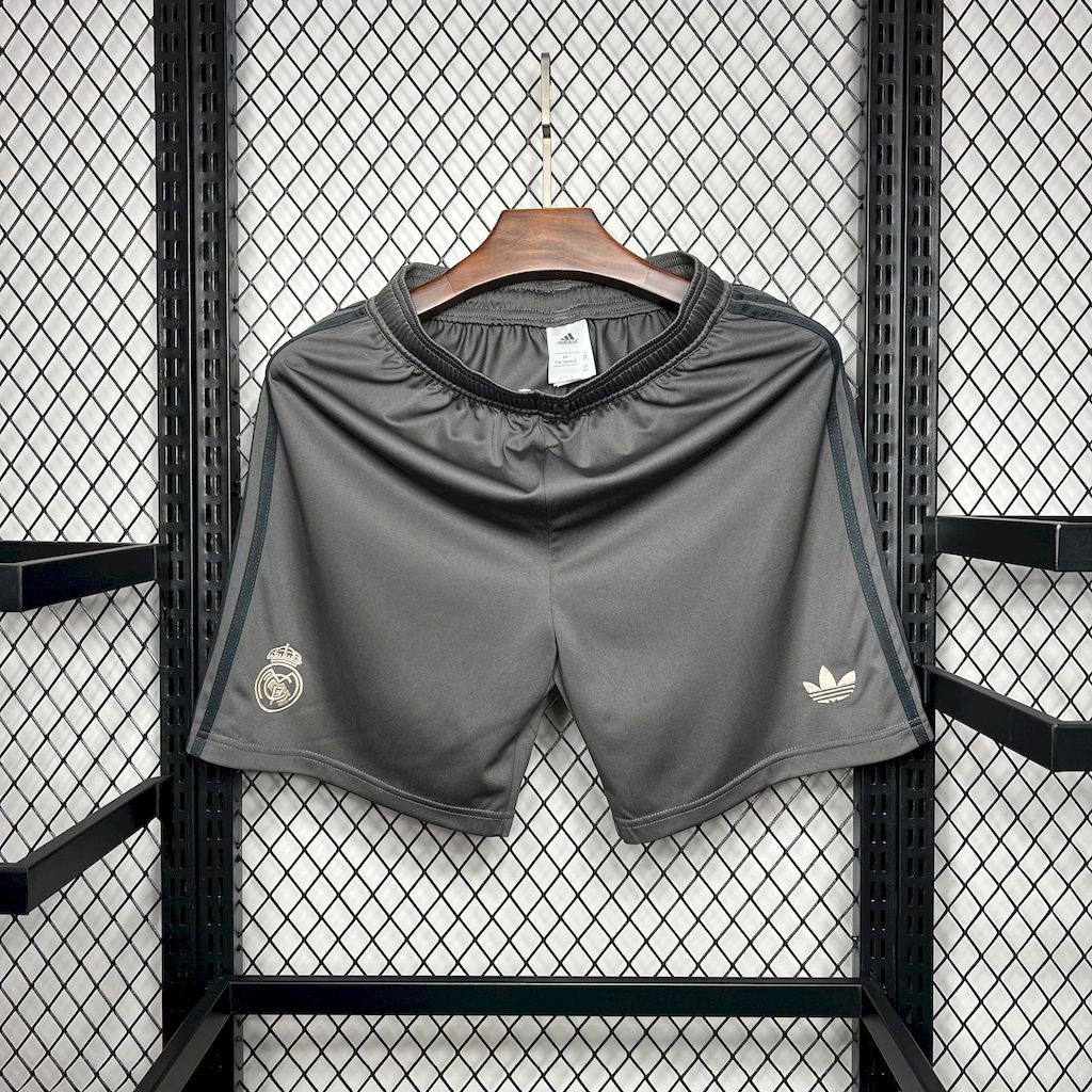 REAL MADRID III  PANTALON CORTO  24/25