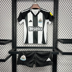 NEWCASTLE UNITED I 24/25 CONJUNTO INFANTIL