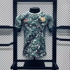 MANCHESTER UNITED EDCIÓN ICONO ORIGINALES DE ROSAS DE PIEDRA 24 /25    (VERSIÓN JUGADOR )