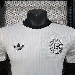 ALEMANIA EQUIPACIÓN ESPECIAL 25/26 (VERSIÓN JUGADOR) - Bota de Oro Tienda