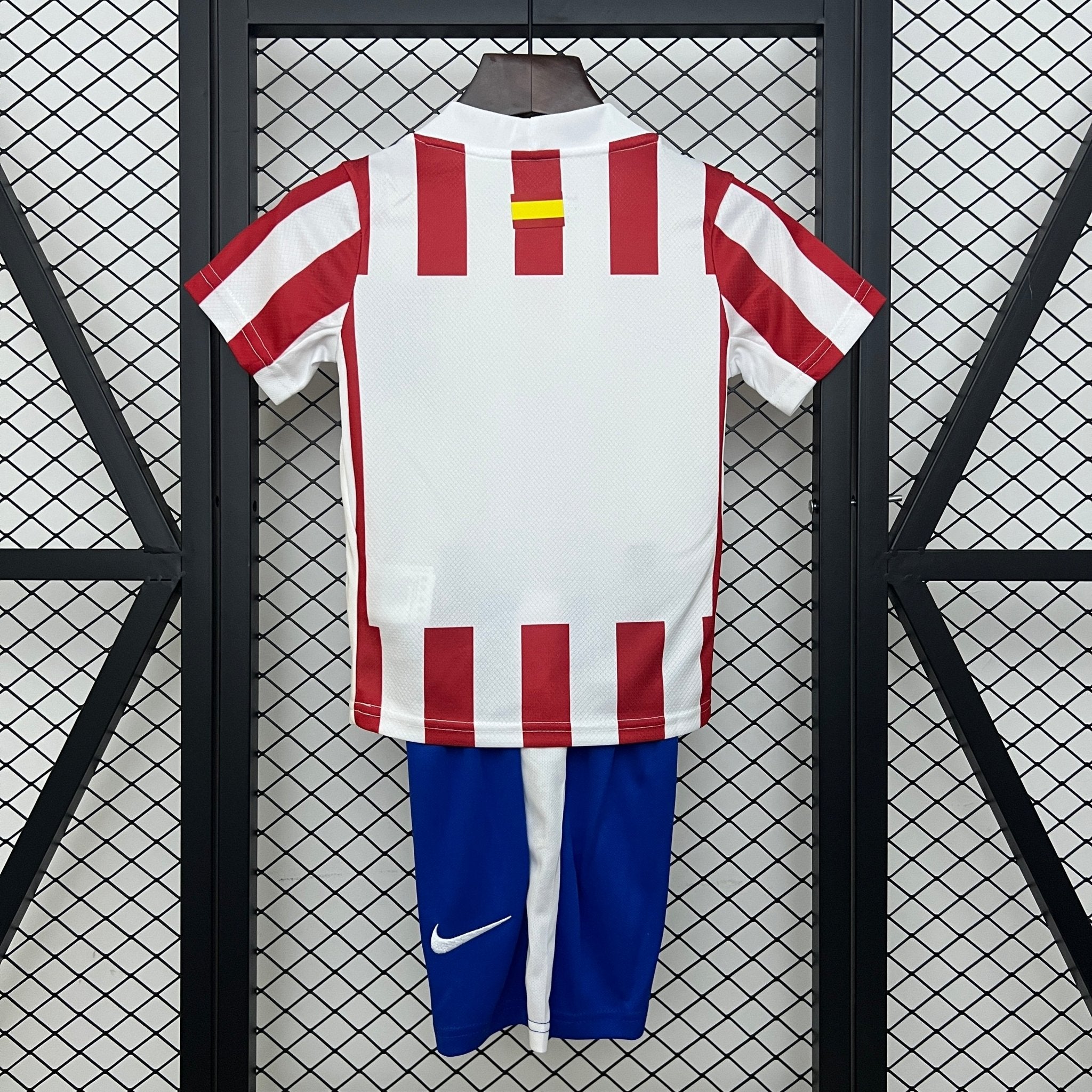 ATLÉTICO DE MADRID I 25/26 CONJUNTO INFANTIL - Bota de Oro Tienda