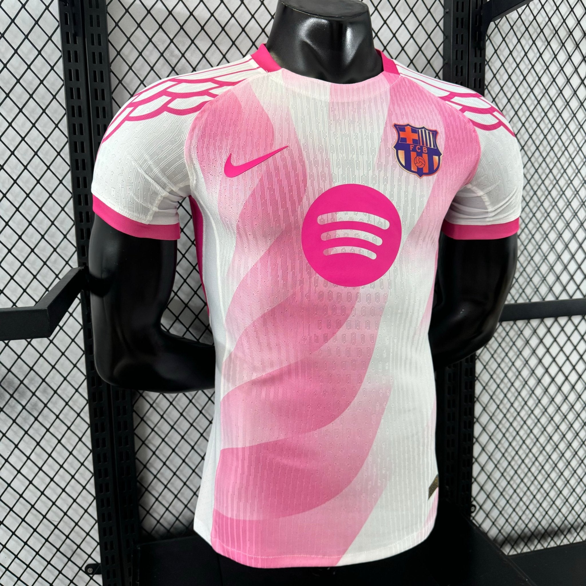 BARCELONA EQUIPACIÓN ESPECIAL ROSA/BLANCO 25/26 (VERSIÓN JUGADOR) - Bota de Oro Tienda